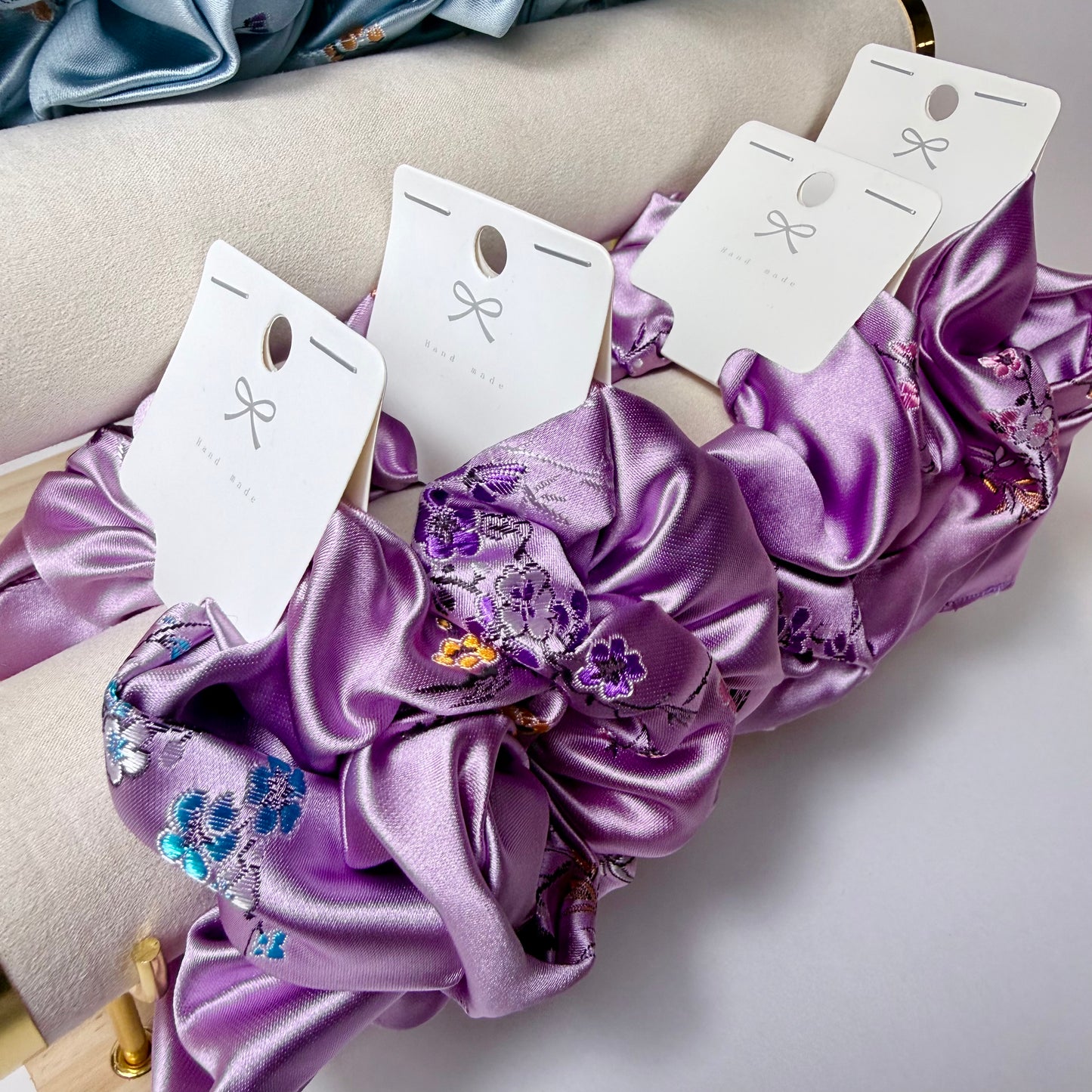 VIOLET VISION Satin Scrunchie Set