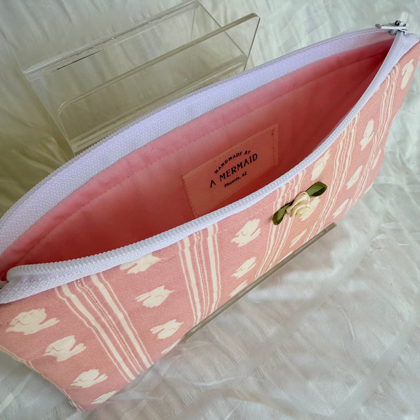 DREAM BUNNY Pencil Case